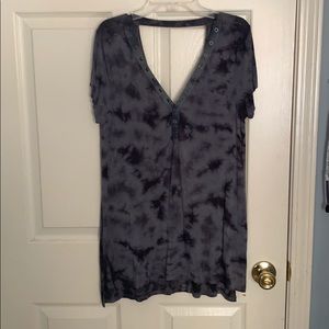 American Eagle shirt